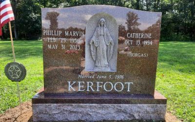 An upright tombstone designed by Phillipsburg Marble and Granite, Phillipsburg, Pennsylvania